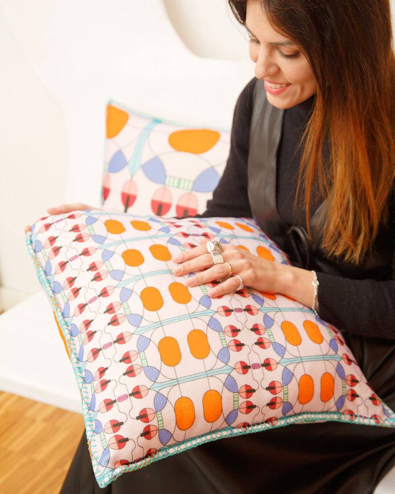 Lanerossi Campanule plaid e cuscino by Elena Salmistraro 2025